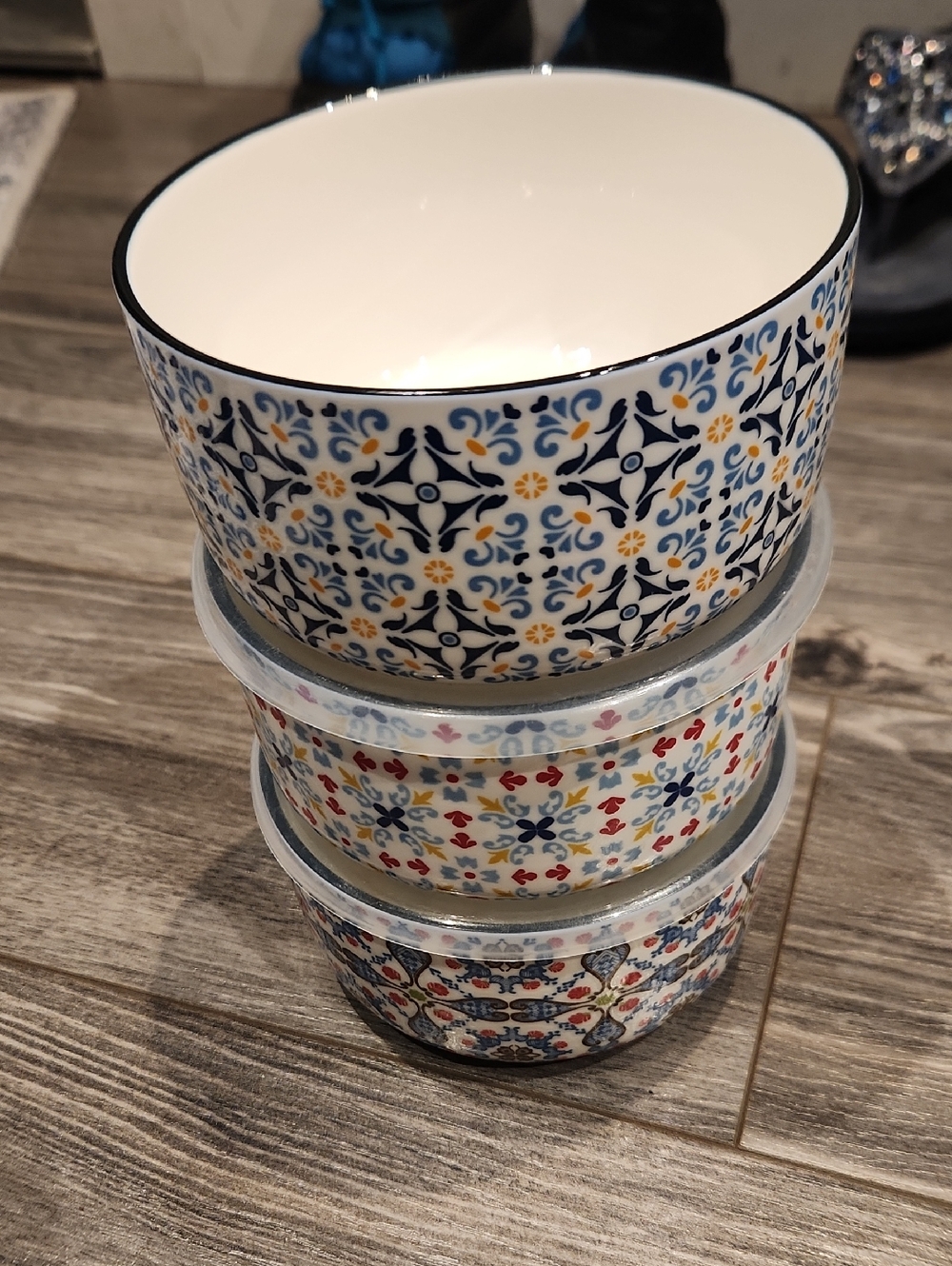 Set Of 3 Signature Ceramic Bowl w/Blue Floral Border Used 2 w/lids 1 w/o
